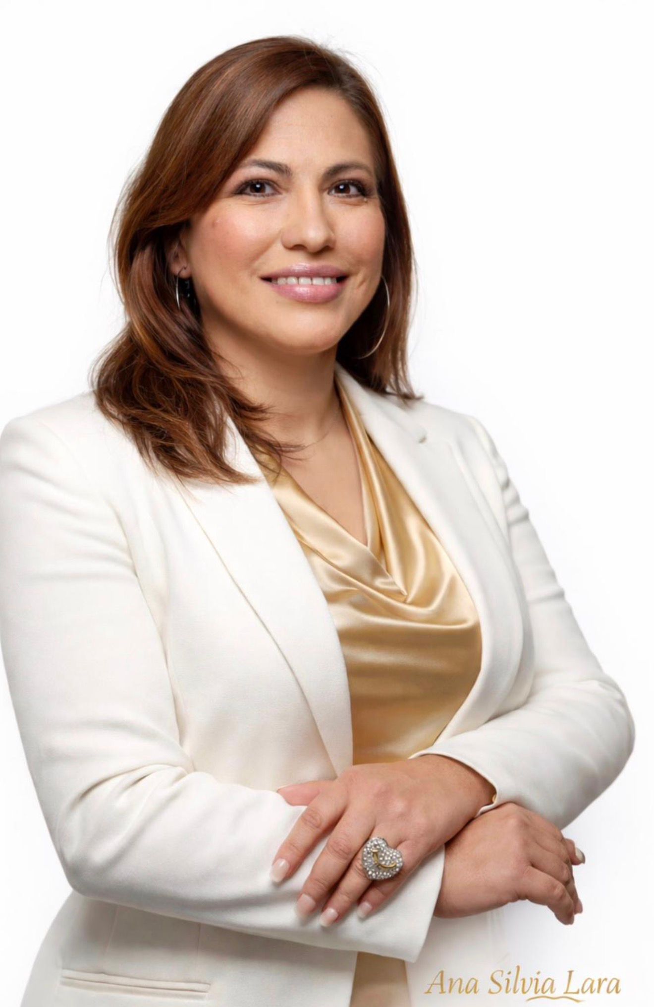 Ana Silvia Lara — Founder of Neuroakashic University®